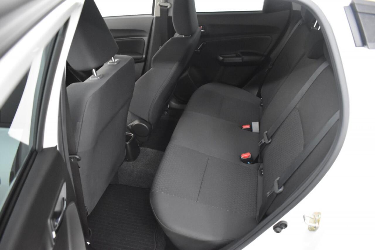 Suzuki SWIFT 1.2 Smart Hybrid Select