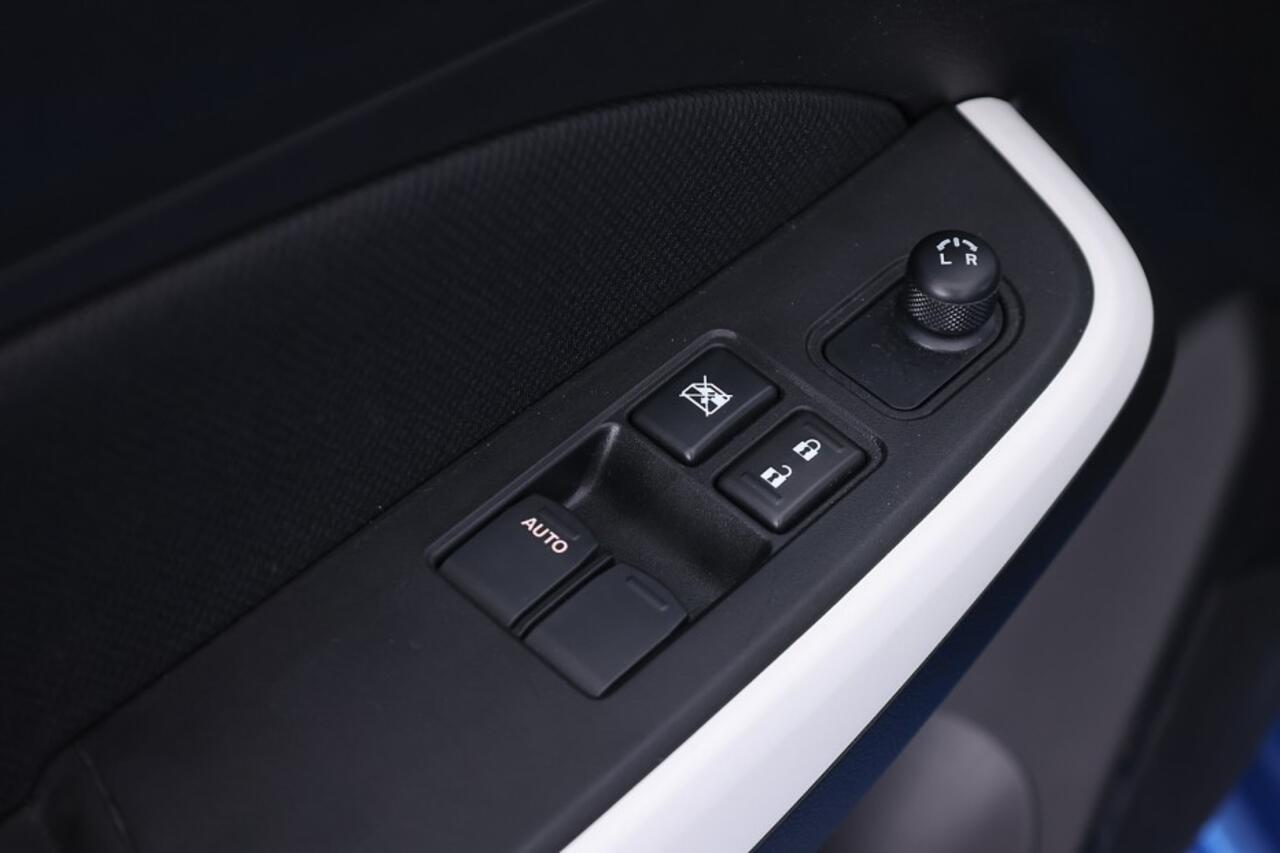 Suzuki SWIFT 1.2 Comfort Smart Hybrid | NAVI ? 1e Eigenaar