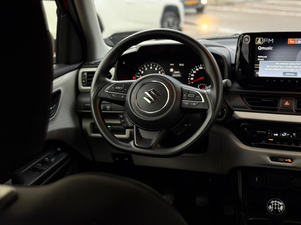 Suzuki SWIFT 1.2 SMART HYBRID COMFORT NL-AUTO CAMERA NAVI KEYLESS