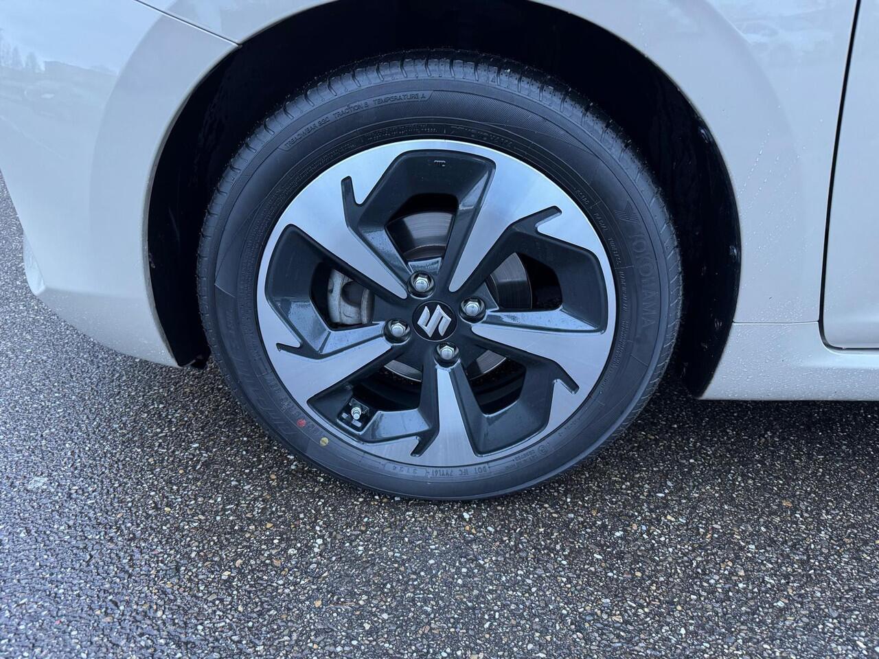 Suzuki SWIFT 1.2 Select Smart Hybrid Aut. | 10 jaar garantie | ¤3000 demo voordeel