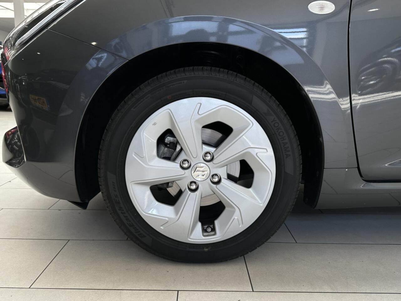 Suzuki SWIFT 1.2 Select SmartHybrid CVT [AUTOMAAT| CAMERA| CARPLAY| CRUISECON