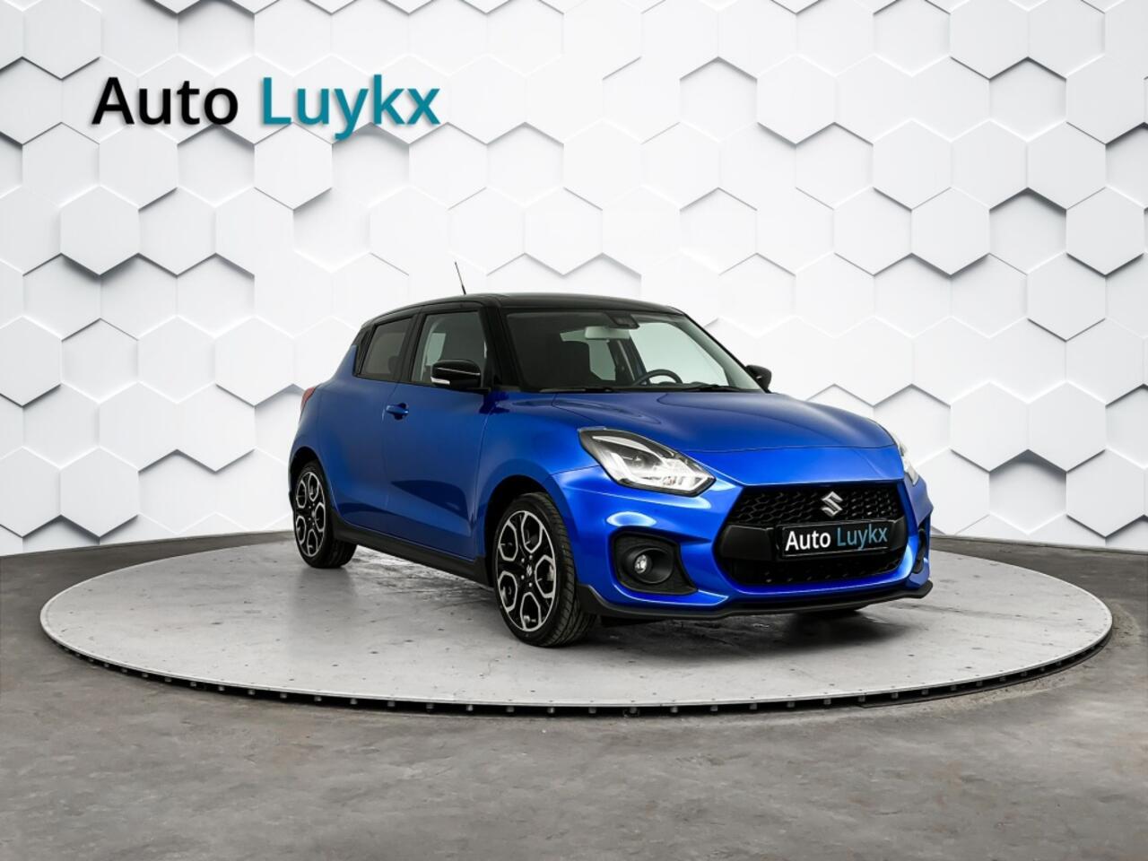 Suzuki SWIFT 1.4 Sport Smart Hybrid | 129 PK | Sportstoelen | Dubbel Uitlaatsysteem
