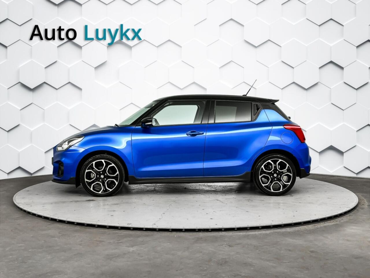 Suzuki SWIFT 1.4 Sport Smart Hybrid | 129 PK | Sportstoelen | Dubbel Uitlaatsysteem