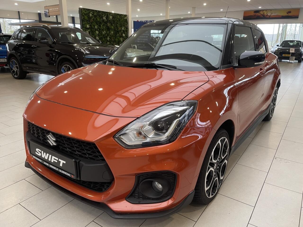 Suzuki SWIFT 1.4 Sport [ 10 JAAR GARANTIE | APPLE CARPLAY / ANDROID AUTO ]