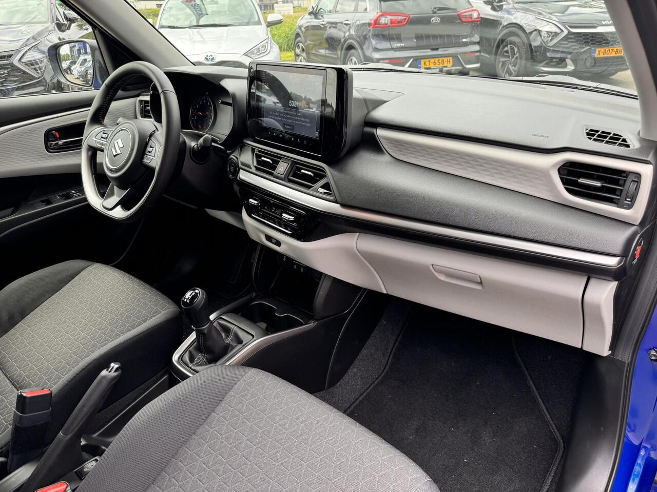 Suzuki SWIFT 1.2 Style Smart Hybrid |Demo BTW accessoirespakket twv. ¤3.700 per direct beschikbaar |