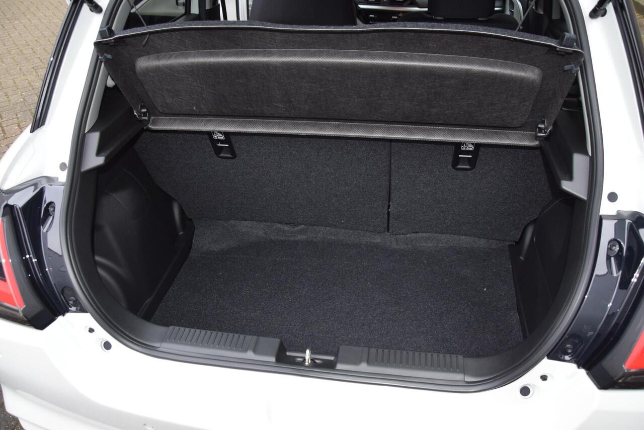Suzuki SWIFT 1.2 Style Smart Hybrid | Actiekorting ¤2.300,- t/m 30 oktober 2025 !! | 6 jaar garantie of 150.000 KM |
