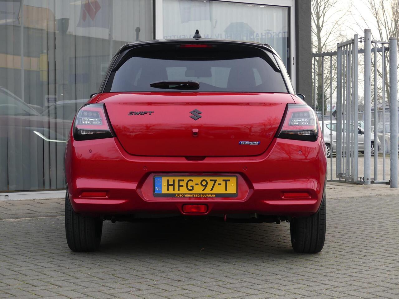 Suzuki SWIFT 1.2 Style Smart Hybrid GT Styling-pakket, 17" Velgen, 6 jaar fabrieksgarantie! Stijl uitv., Adaptive Cruise Control, Navigatie, Apple CarPlay Android Auto.