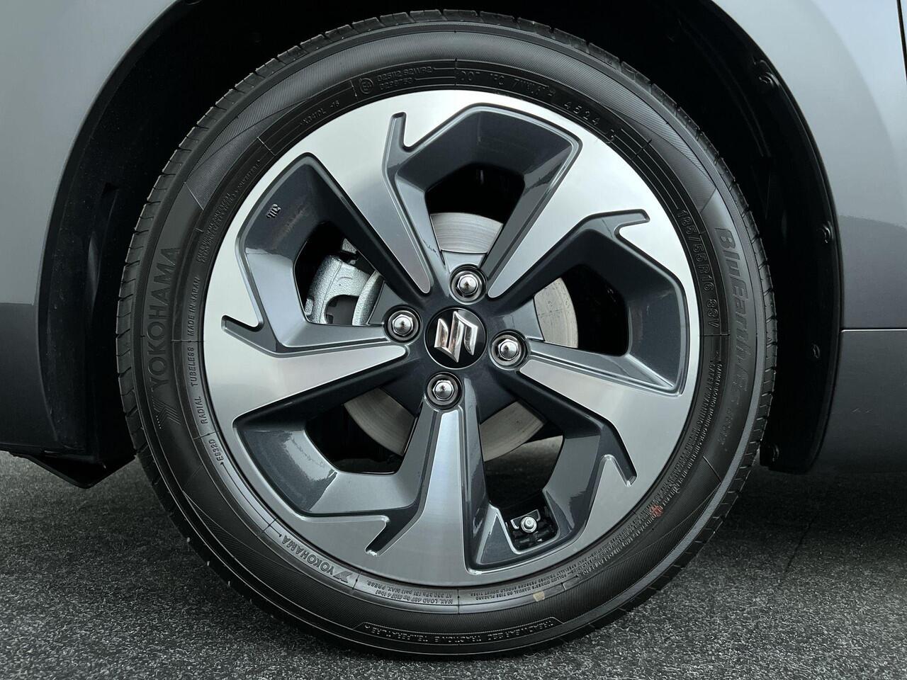 Suzuki SWIFT 1.2 Style Smart Hybrid | Rijklaar | Climate Control | Adaptieve Cruise Control | Camera | LED