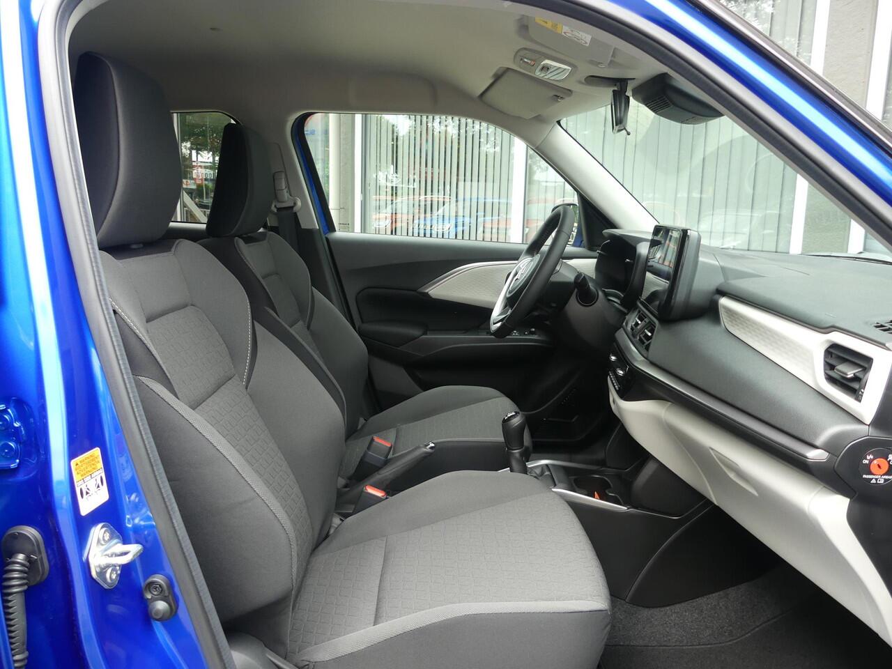 Suzuki SWIFT 1.2 Style Smart Hybrid 6 JAAR GARANTIE! NIEUW UIT VOORRAAD LEVERBAAR! Stijl uitvoering; Adaptive Cruise Control, Draadloos Apple CarPlay Android Auto, Climate Control