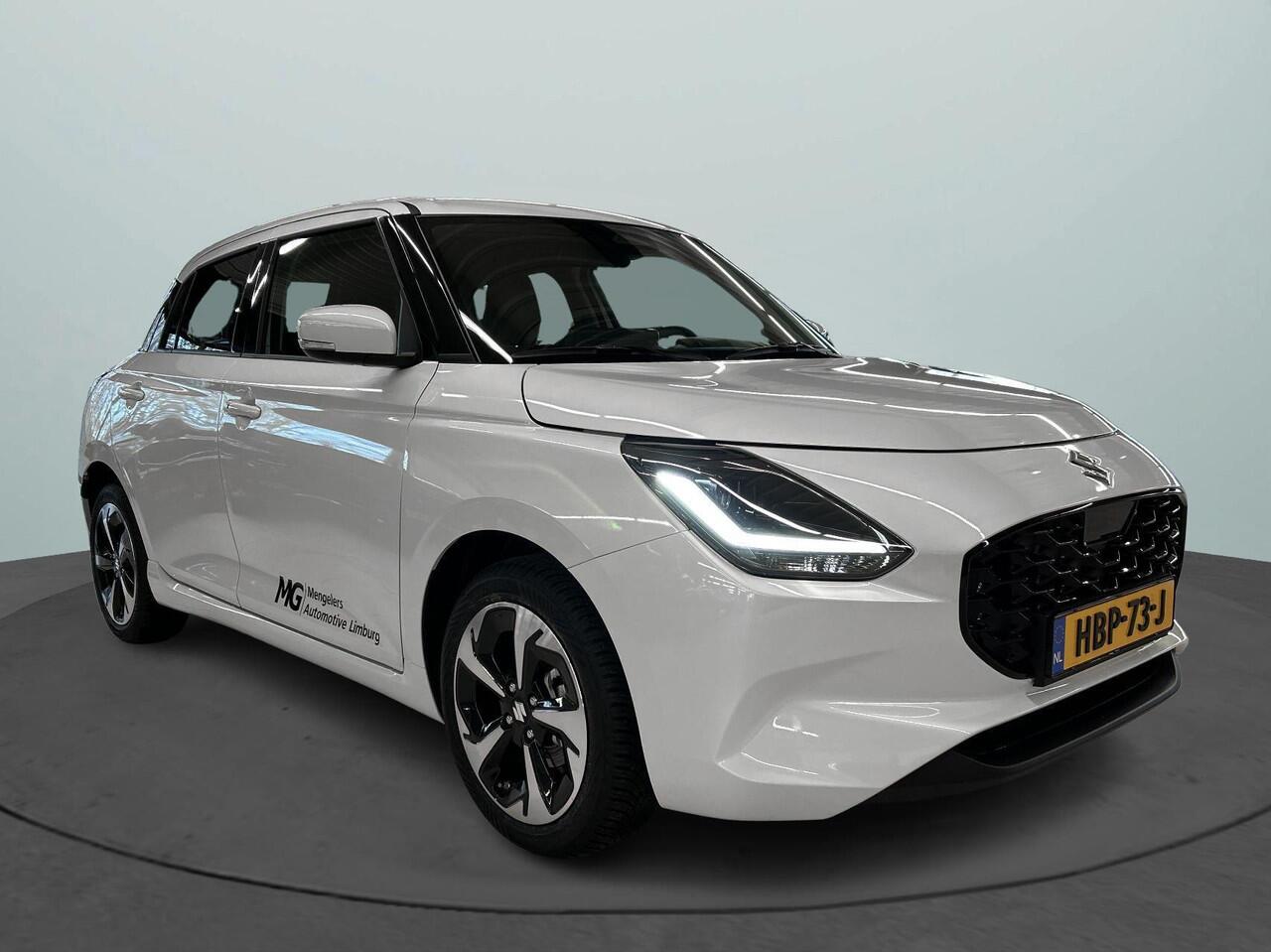 Suzuki SWIFT 1.2 Style Smart Hybrid | Rijklaar | Climate Control | Cruise Control Adaptief | Navigatie | All-Seasonbanden | DEMO