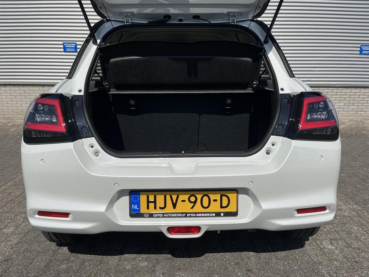 Suzuki SWIFT 1.2 Select Smart Hybrid | Demonstratie Auto | Direct Leverbaar | Lichtmetalen Velgen | Apple & Android Auto