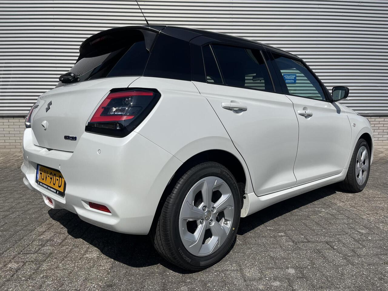 Suzuki SWIFT 1.2 Select Smart Hybrid | Demonstratie Auto | Direct Leverbaar | Lichtmetalen Velgen | Apple & Android Auto