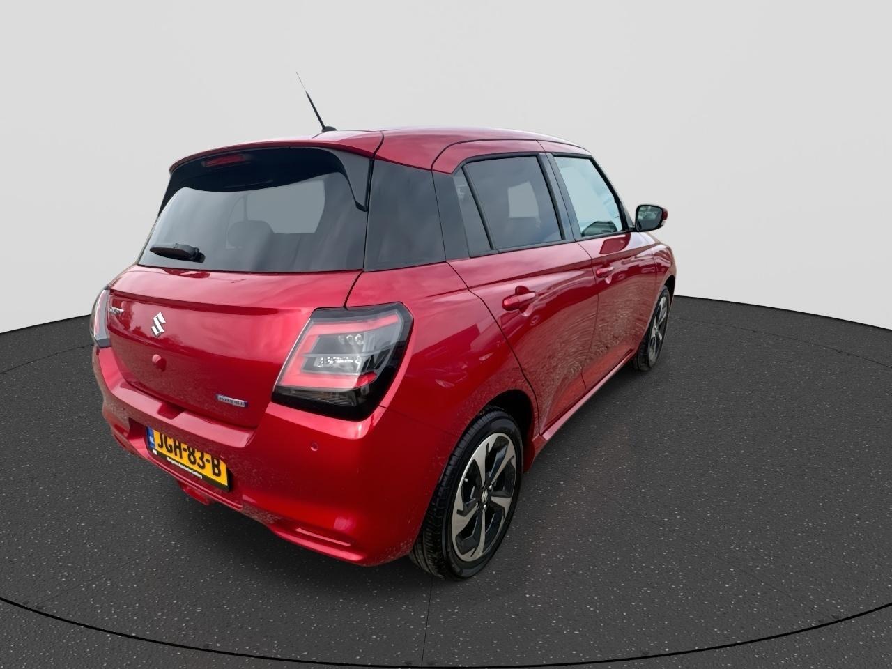 Suzuki SWIFT 1.2 Style Smart Hybrid | Rijklaar | Carplay | Stoelverwarming | Camera