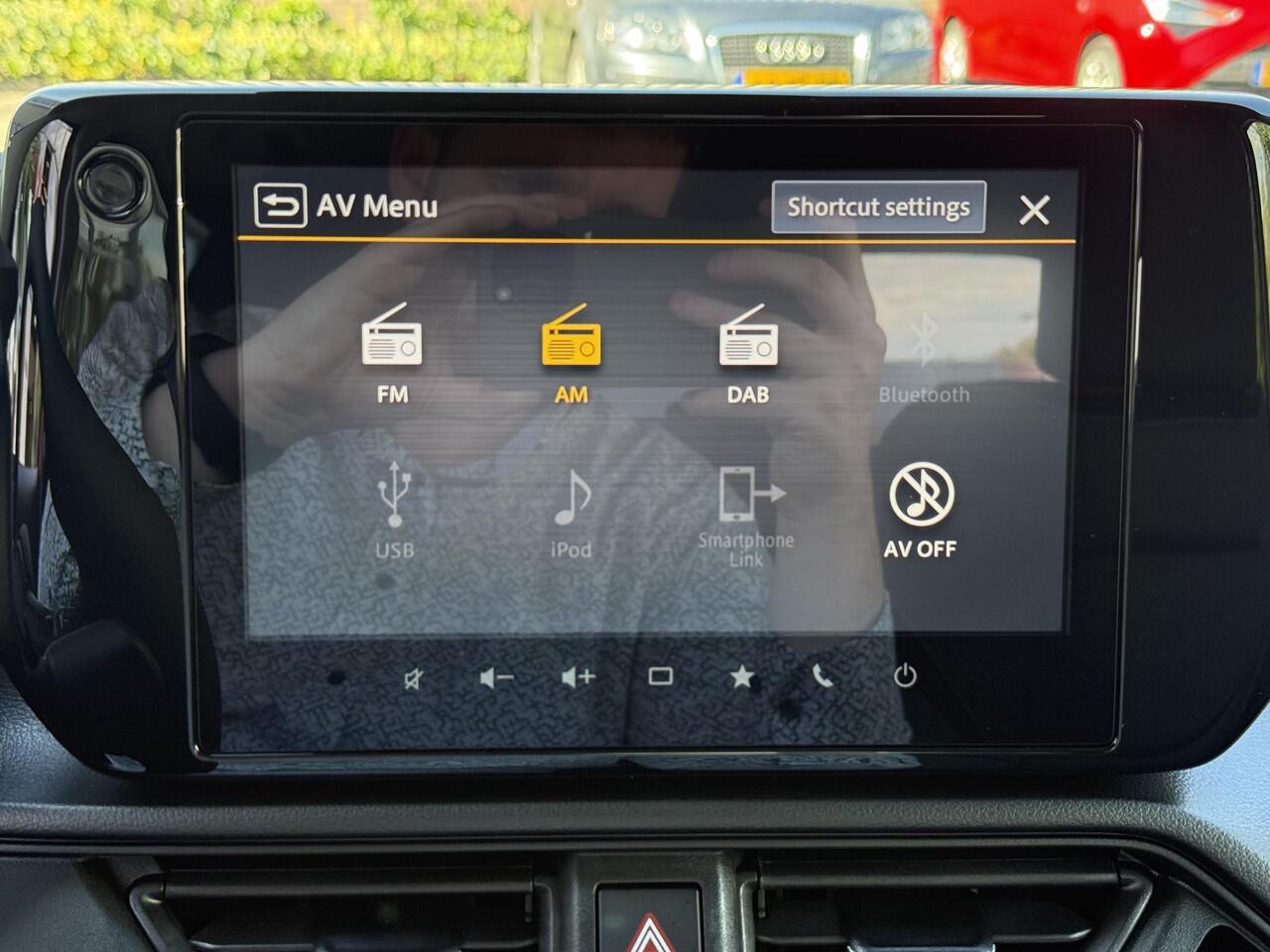 Suzuki SWIFT 1.2 Style Smart Hybrid **STOELVERWARMING/ KEYLESS/ NAVIGATIE/ DODEHOEK DETECTIE**