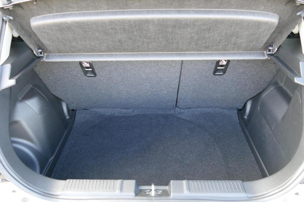 Suzuki SWIFT 1.2 Style Smart Hybrid | climate control | Stoelverwarming | Apple carplay | Rijklaarprijs