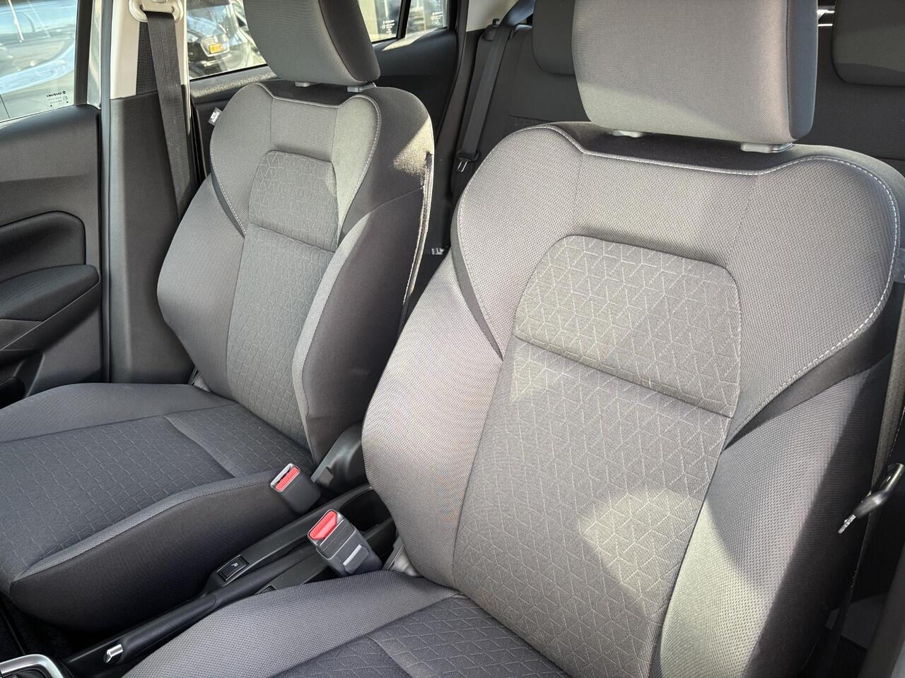 Suzuki SWIFT 1.2 Style Smart Hybrid Demo/Clima/Navi