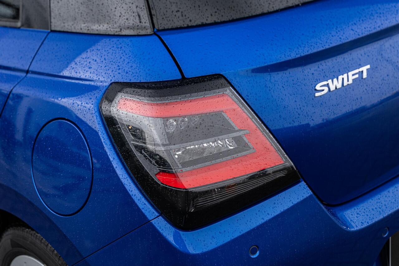 Suzuki SWIFT 1.2 Select Smart Hybrid | Adaptive Cruise Control | Navigatie | Apple CarPlay/Android Auto | Dodehoek detectie | Achteruitrijcamera | Airconditioning | LED koplampen