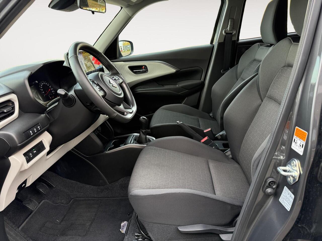 Suzuki SWIFT 1.2 Style Smart Hybrid | STOELVERWARMING | CAMERA | NAVI | APPLE CARPLAY/ANDROID AUTO | GARANTIE 2035