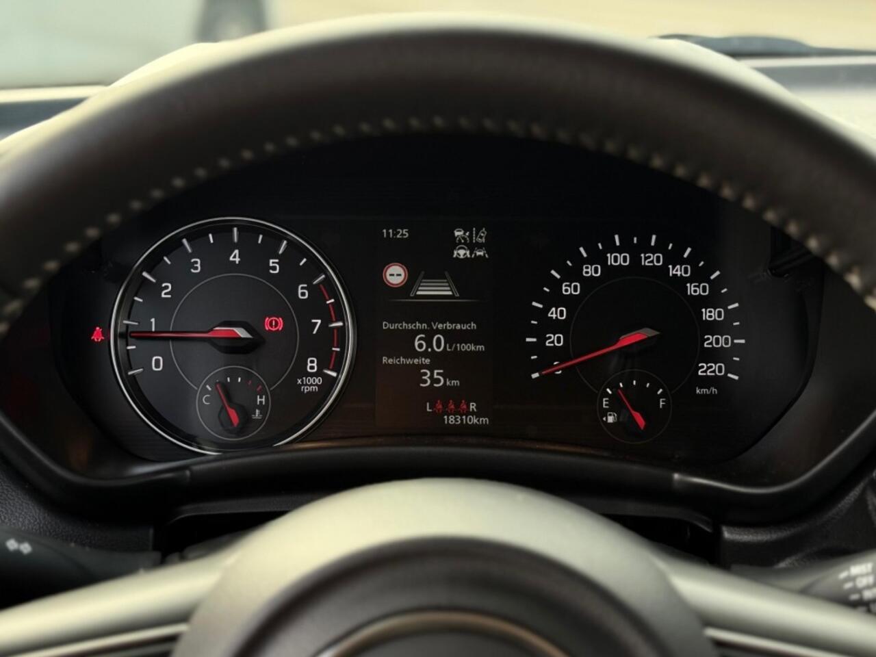 Suzuki SWIFT 1.2 STYLE SMART HYBR. KEYLESS ECC CAMERA NAVI ADD. CRUISE