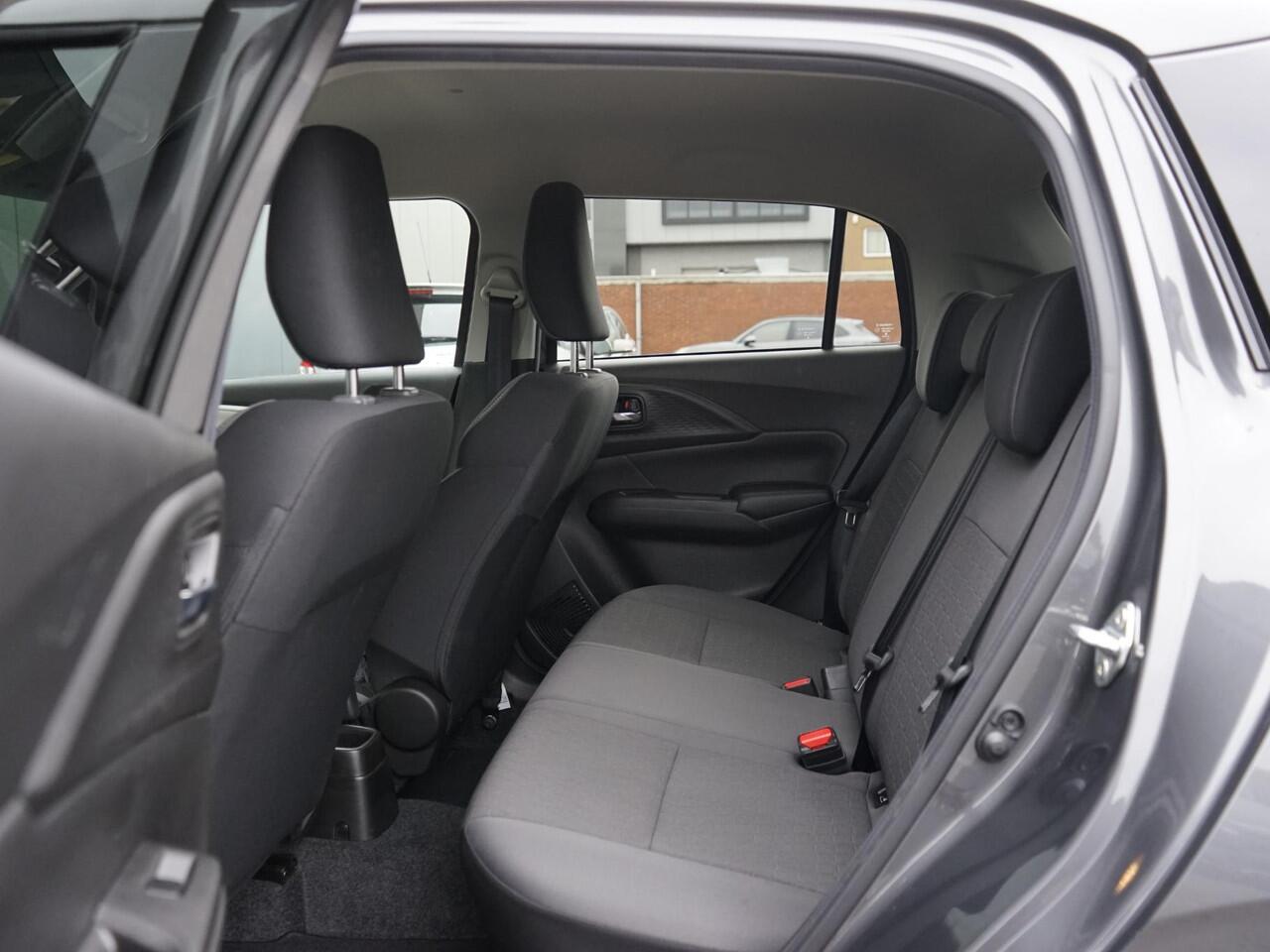 Suzuki SWIFT 1.2 Comfort Smart Hybrid Dealeronderh. / 1ste eigenaar / Smartphone-connectiviteit / Keyless / Achteruitrijcamera /