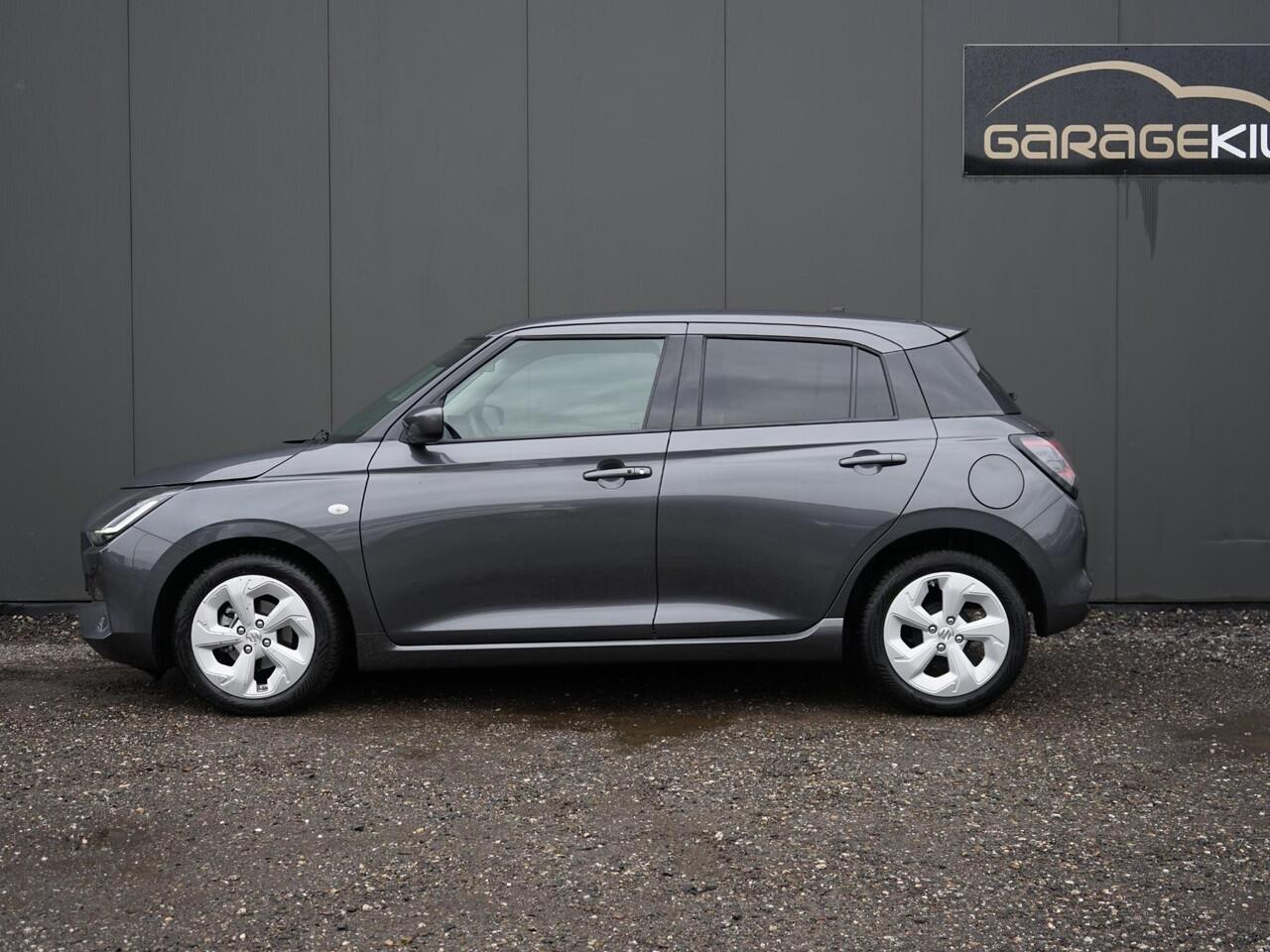 Suzuki SWIFT 1.2 Comfort Smart Hybrid Dealeronderh. / 1ste eigenaar / Smartphone-connectiviteit / Keyless / Achteruitrijcamera /