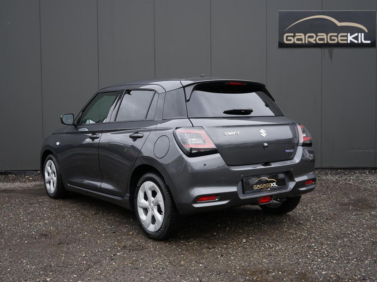 Suzuki SWIFT 1.2 Comfort Smart Hybrid Dealeronderh. / 1ste eigenaar / Smartphone-connectiviteit / Keyless / Achteruitrijcamera /