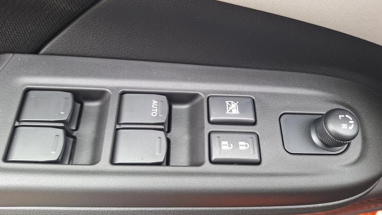 Suzuki SWIFT 1.2 Comfort Smart Hybrid RIJKLAAR PRIJS