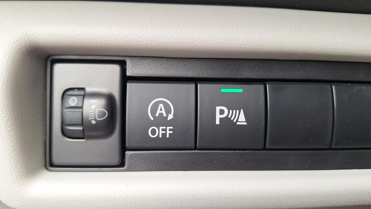 Suzuki SWIFT 1.2 Style Smart Hybrid