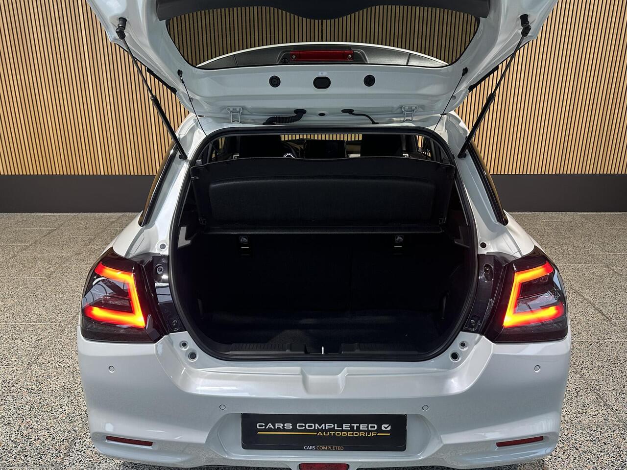 Suzuki SWIFT 1.2 Select Smart Hybrid Camera | Stoelverwarming | Carplay