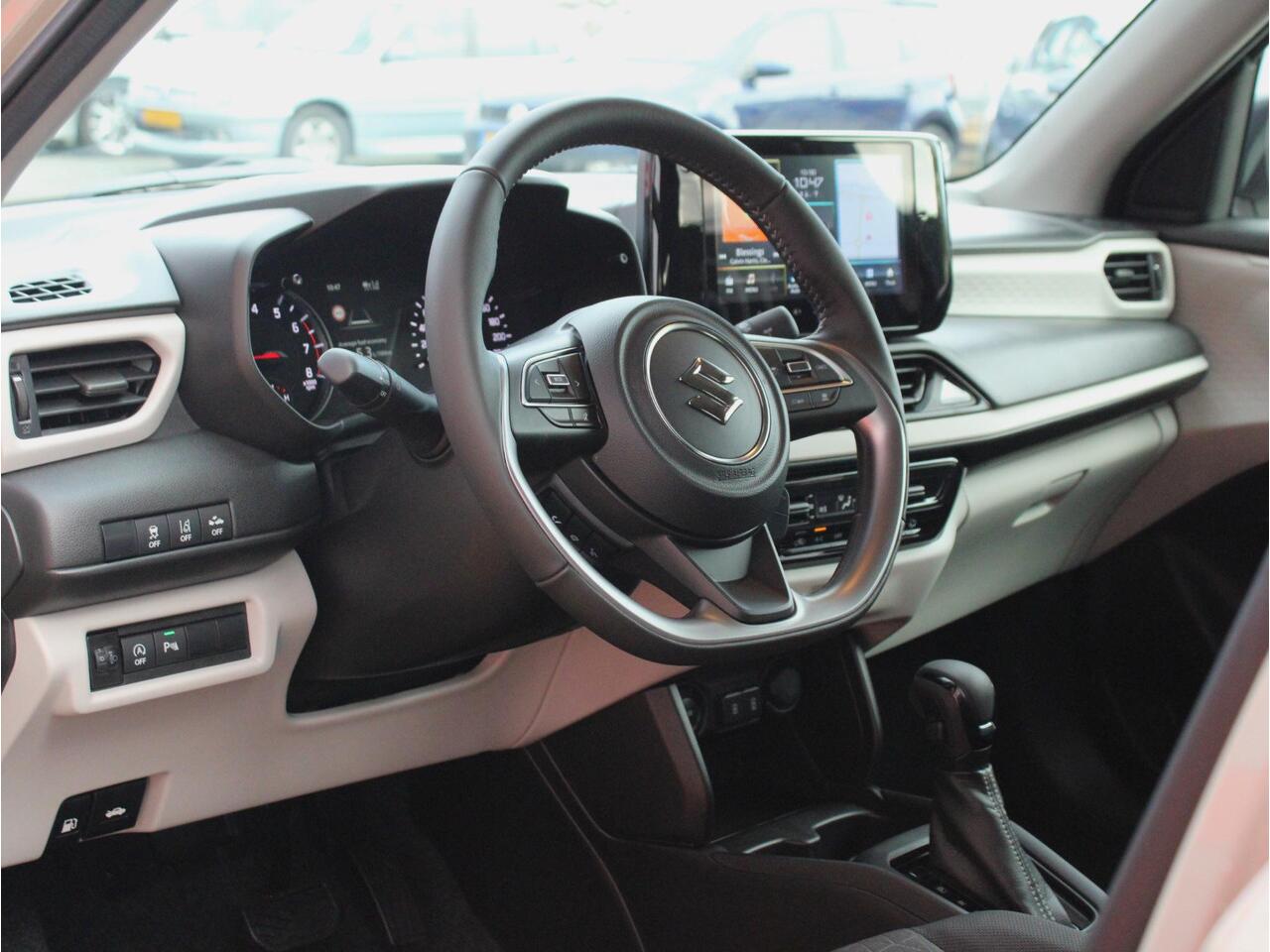 Suzuki SWIFT 1.2 Select Smart Hybrid CVT Automaat Adaptieve Cruise Control, Stoelverwarming, Carplay/Android Auto