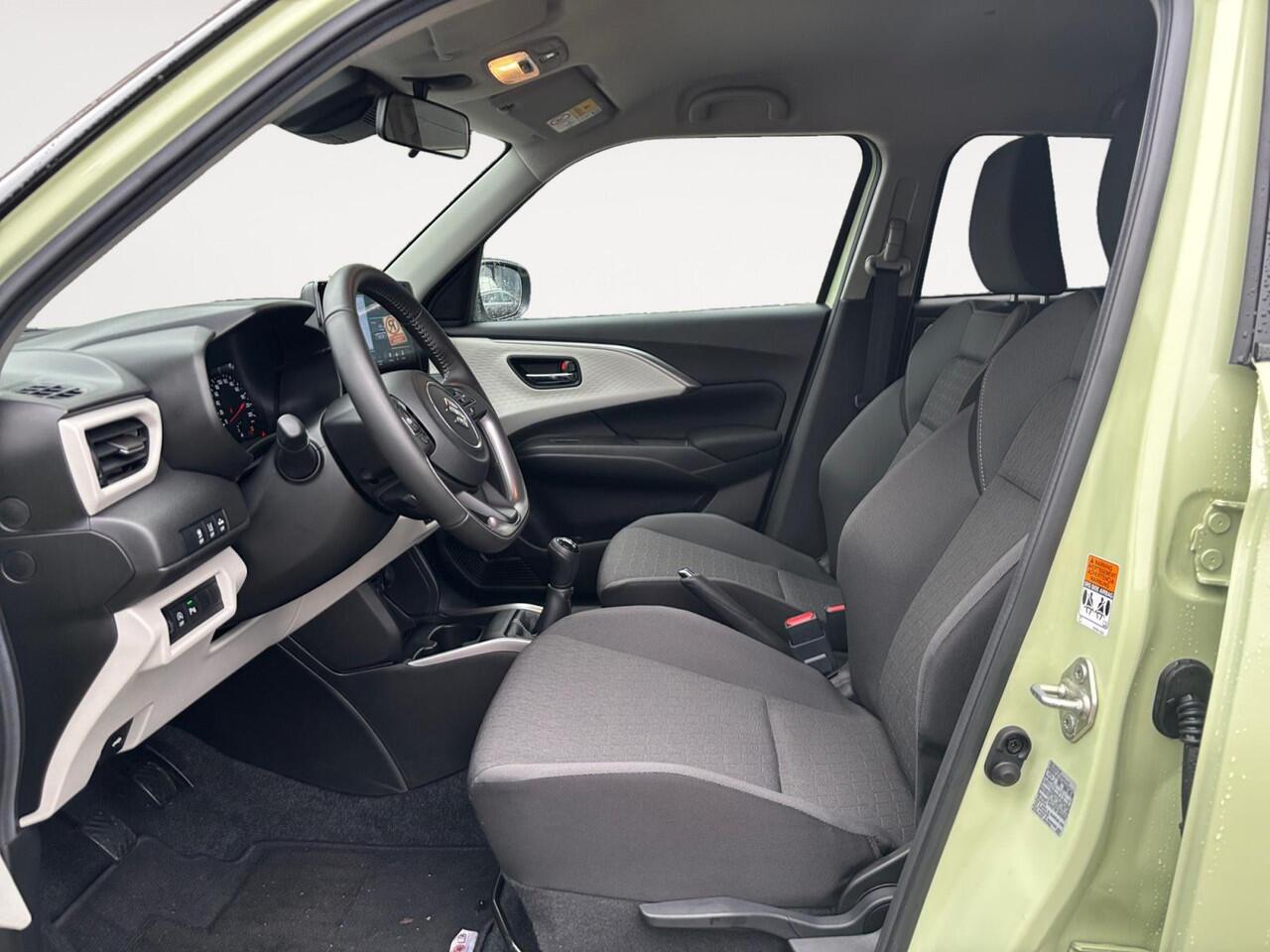 Suzuki SWIFT 1.2 Style Smart Hybrid | LMV | NAVI | DRAADLOOS APPLE CARPLAY | STOELVERWARMING | GARANTIE 2028