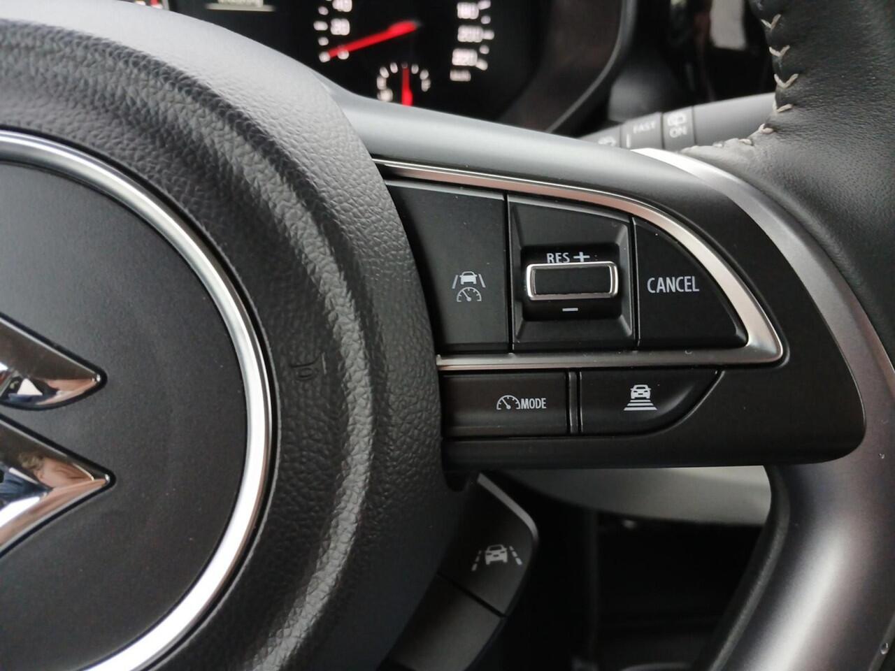 Suzuki SWIFT 1.2 Select Smart Hybrid | LM Velgen | Stoelverwarming | Camera | Navigatie | DAB |