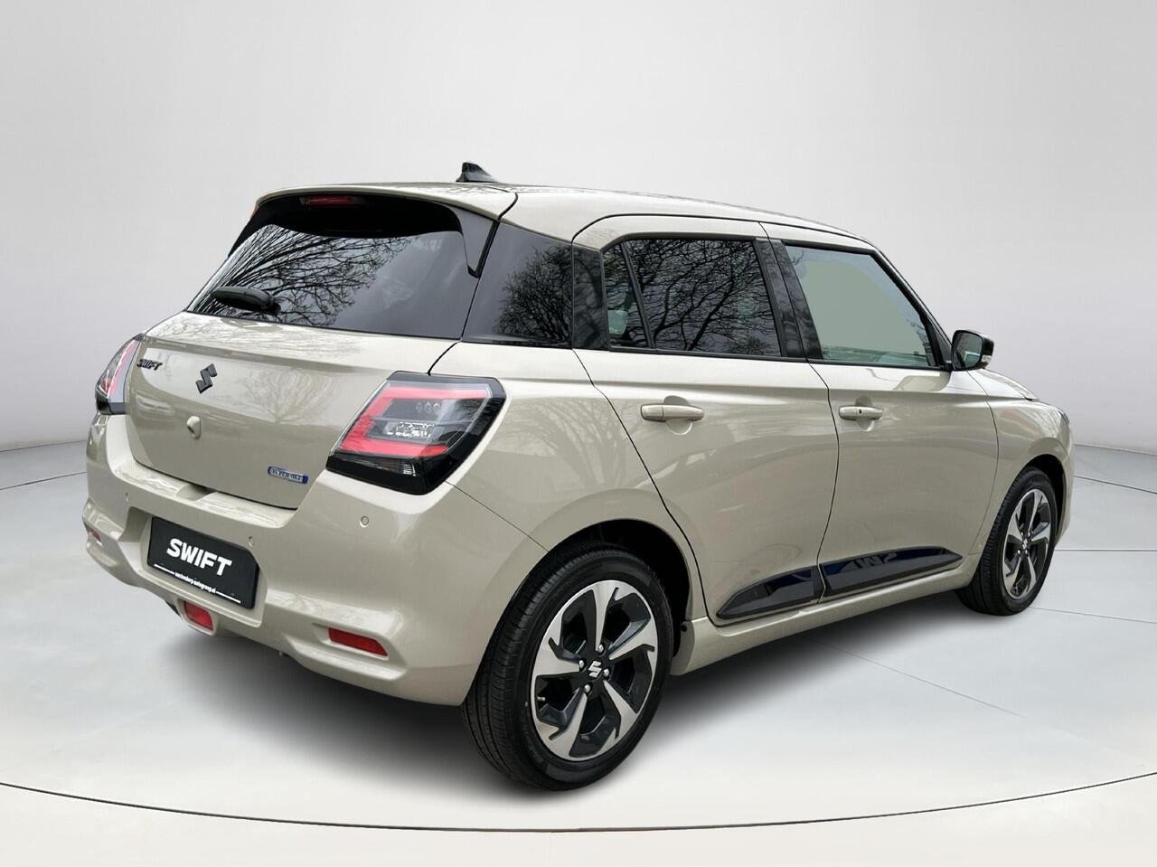 Suzuki SWIFT 1.2 Style Smart Hybrid