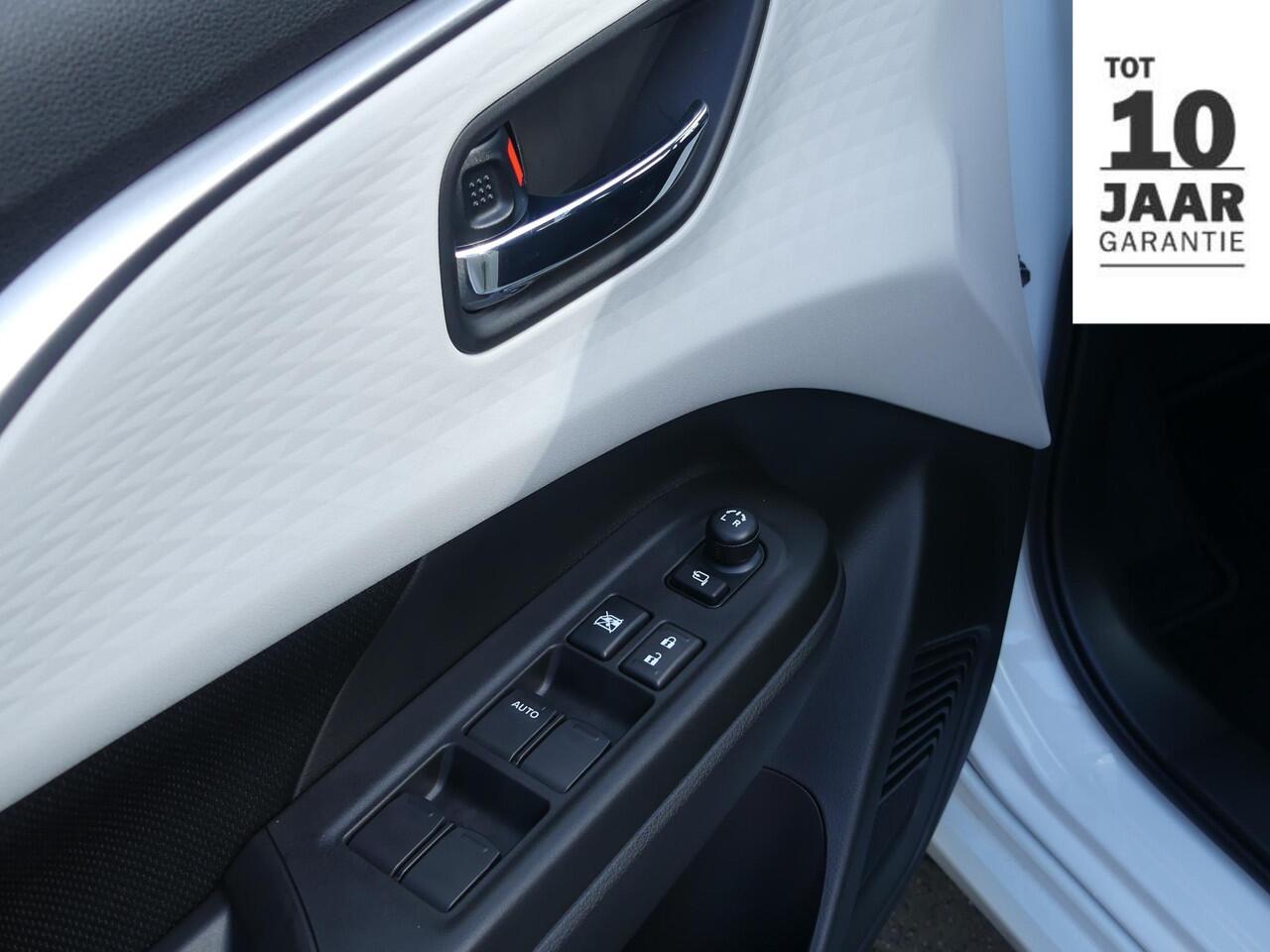 Suzuki SWIFT 1.2 Style Smart Hybrid Automaat ORIG. NL AUTO, Apple Carpl/Andr Auto, Cruise Control, Climate Control.