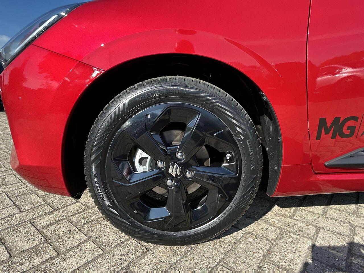 Suzuki SWIFT 1.2 Style Smart Hybrid | Rijklaar | Climate Control | Cruise Control Adaptief | Navigatie | Camera | Zeer compleet