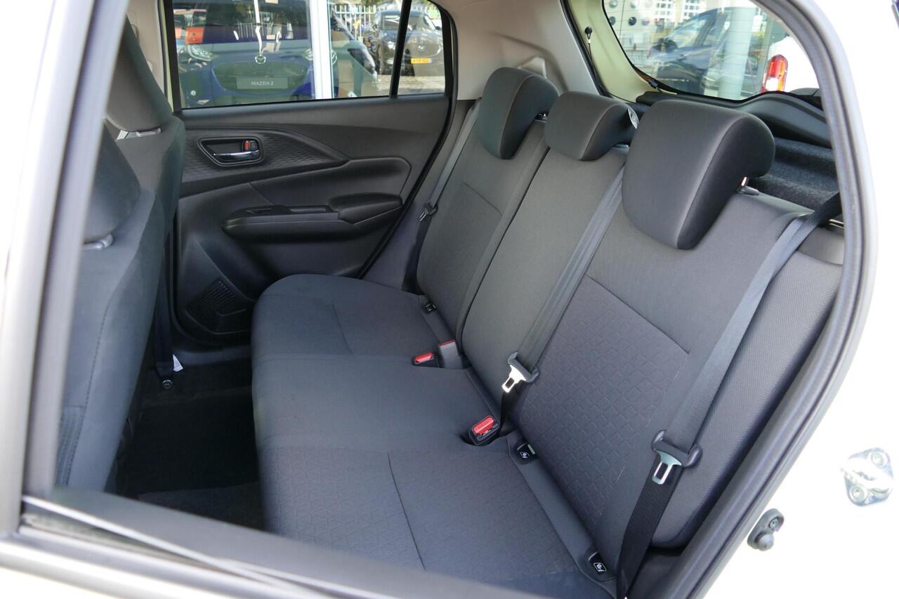 Suzuki SWIFT 1.2 Style Smart Hybrid | climate control | Stoelverwarming | Apple carplay | Rijklaarprijs