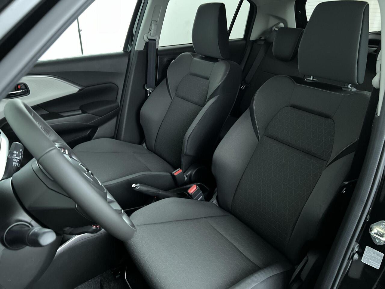 Suzuki SWIFT 1.2 Style Smart Hybrid | Demo | Rijklaar |