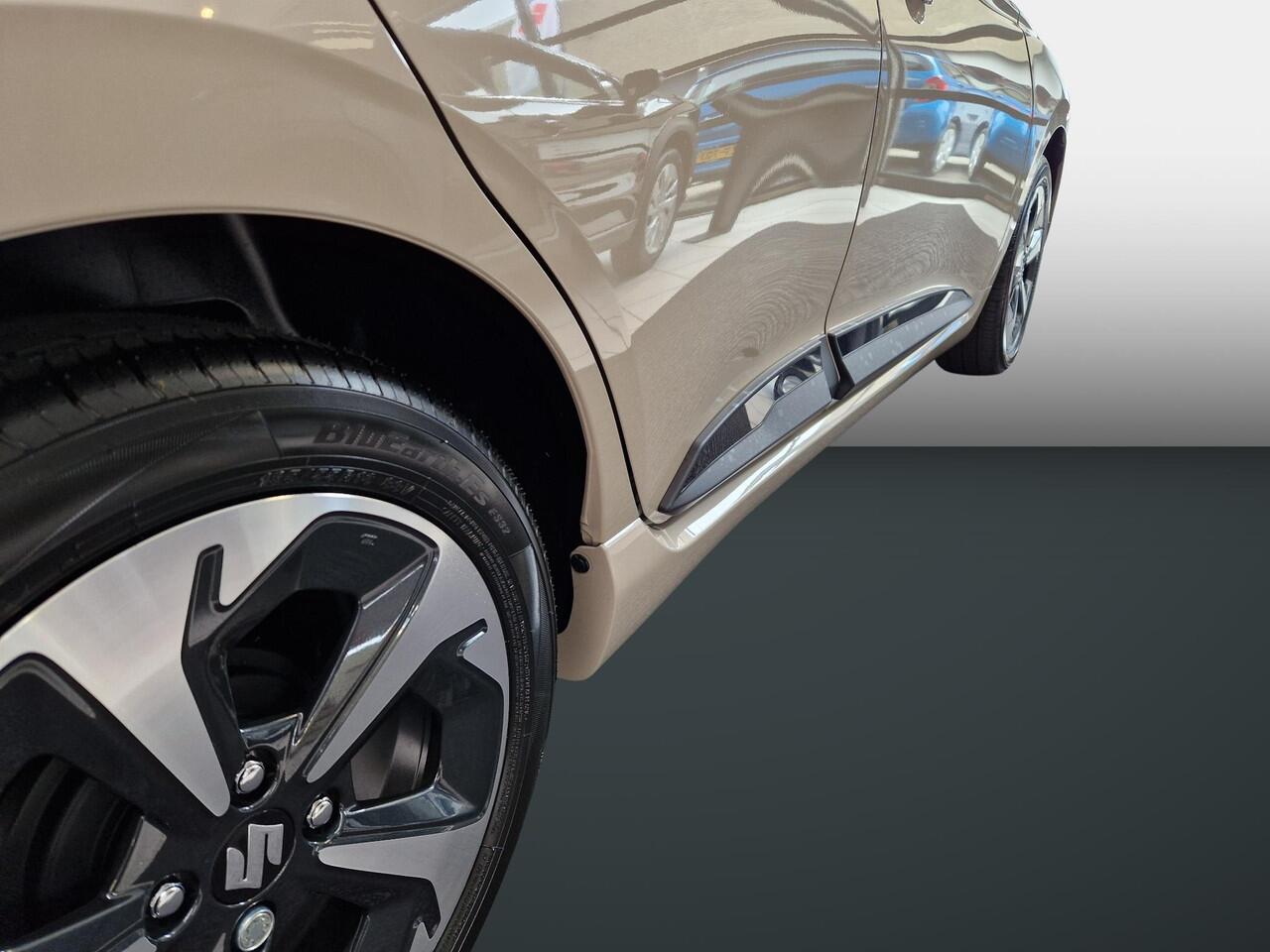 Suzuki SWIFT 1.2 Style Smart Hybrid | Black Rhino pack | Stoelverwarming | RIJKLAARPRIJS!