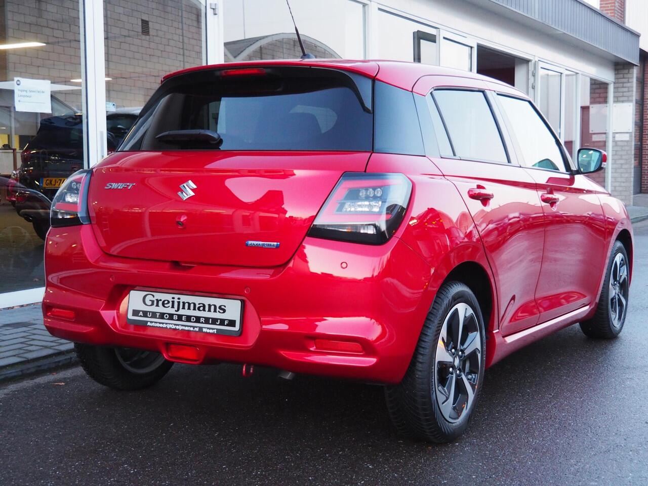 Suzuki SWIFT 1.2 Style Smart Hybrid