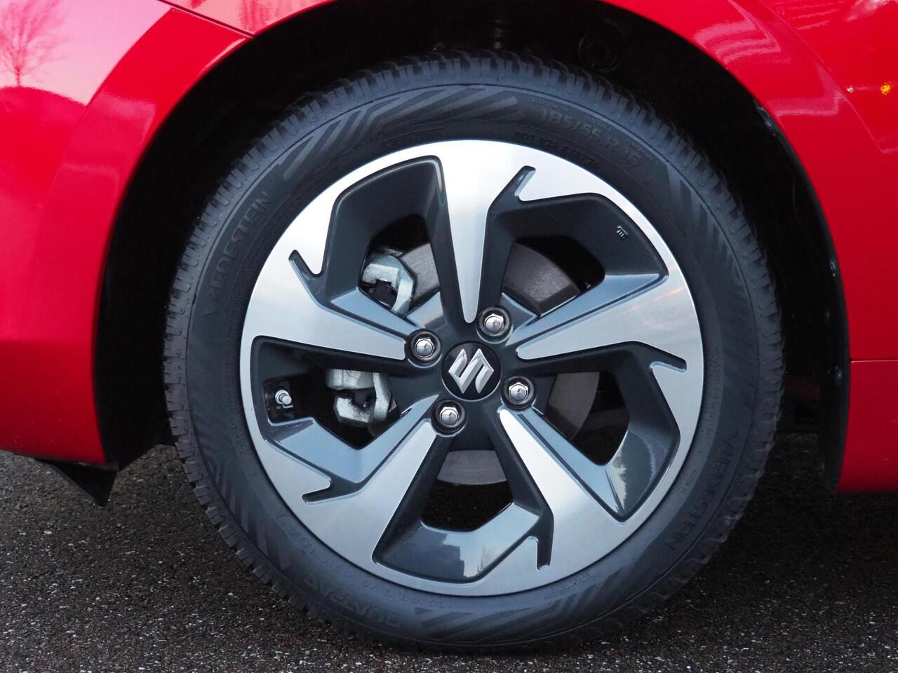 Suzuki SWIFT 1.2 Style Smart Hybrid