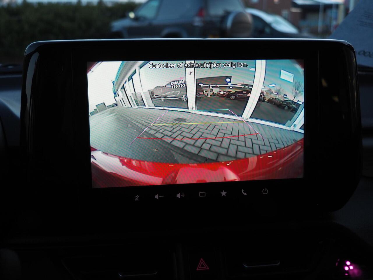 Suzuki SWIFT 1.2 Style Smart Hybrid