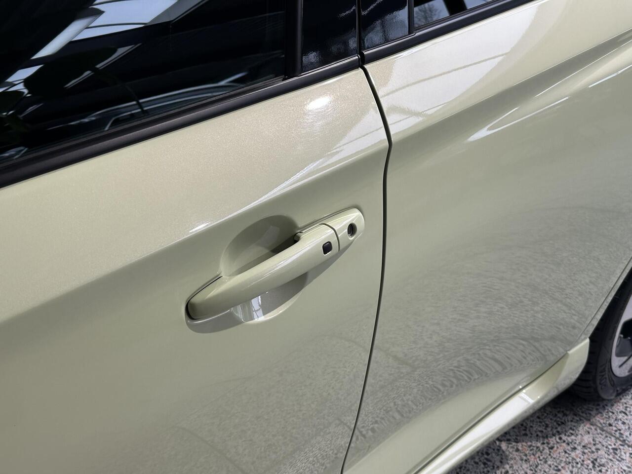 Suzuki SWIFT 1.2 Select Smart Hybrid Camera | Stoelverwarming | Carplay