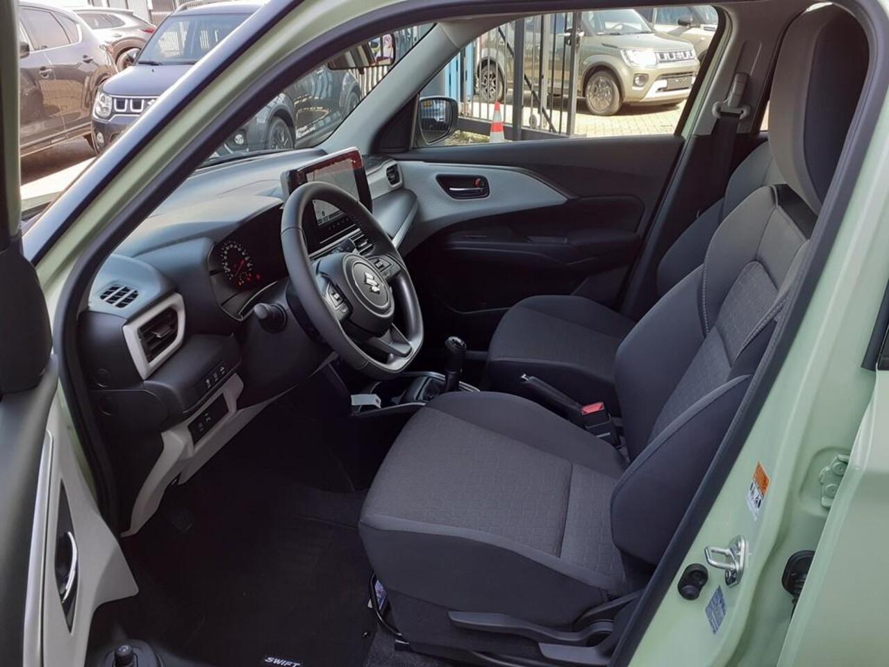 Suzuki SWIFT 1.2 Style Smart Hybrid | Rijklaar | Apple Carplay/Android Auto | Achteruitrij Camera |