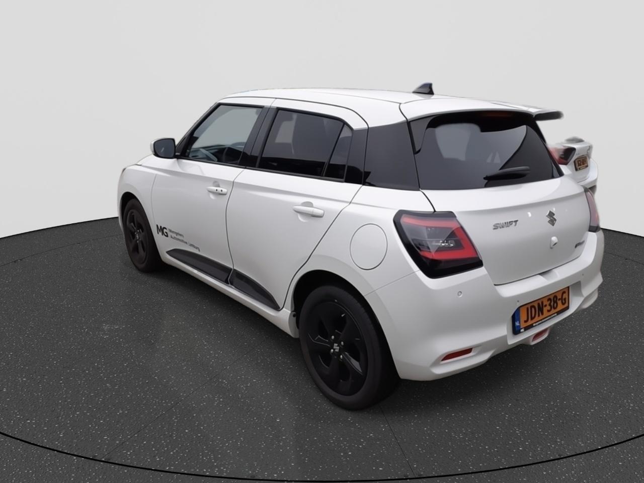 Suzuki SWIFT 1.2 Style Smart Hybrid | Rijklaar | Apple Carplay/Android Auto | Achteruitrij Camera |