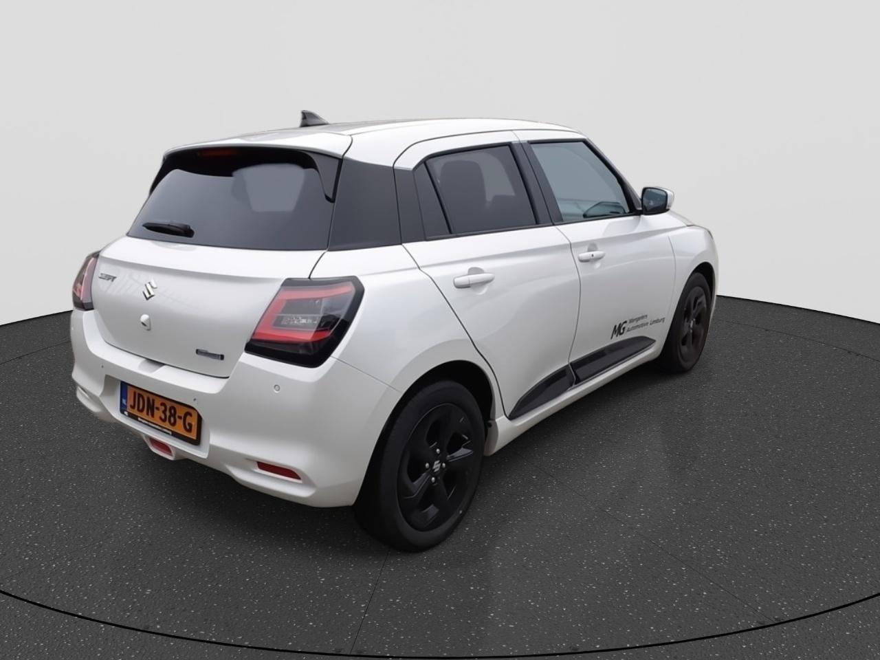 Suzuki SWIFT 1.2 Style Smart Hybrid | Rijklaar | Apple Carplay/Android Auto | Achteruitrij Camera |
