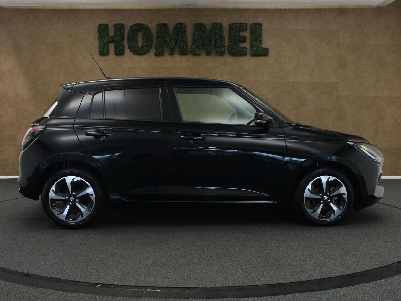 Suzuki SWIFT 1.2 Style Smart Hybrid - CLIMATE CONTROL - NAVIGATIE - PARKEERSENSOREN ACHTER - APPLE CARPLAY/ANDROID AUTO - KEYLESS ENTRY/ START - CAMERA - VOORSTOELEN VERWARMD - DODEHOEK DETECTIE