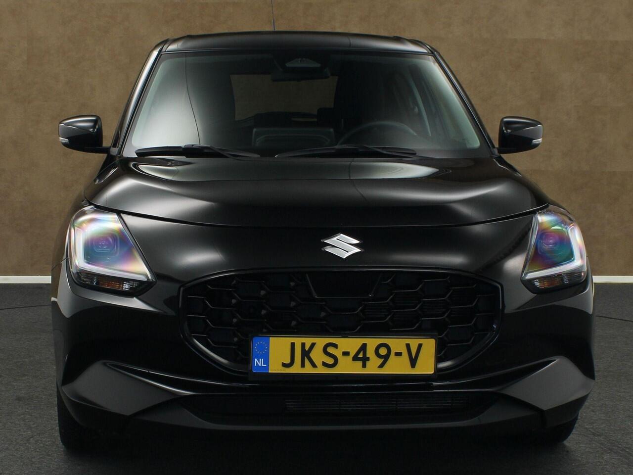 Suzuki SWIFT 1.2 Style Smart Hybrid - CLIMATE CONTROL - NAVIGATIE - PARKEERSENSOREN ACHTER - APPLE CARPLAY/ANDROID AUTO - KEYLESS ENTRY/ START - CAMERA - VOORSTOELEN VERWARMD - DODEHOEK DETECTIE