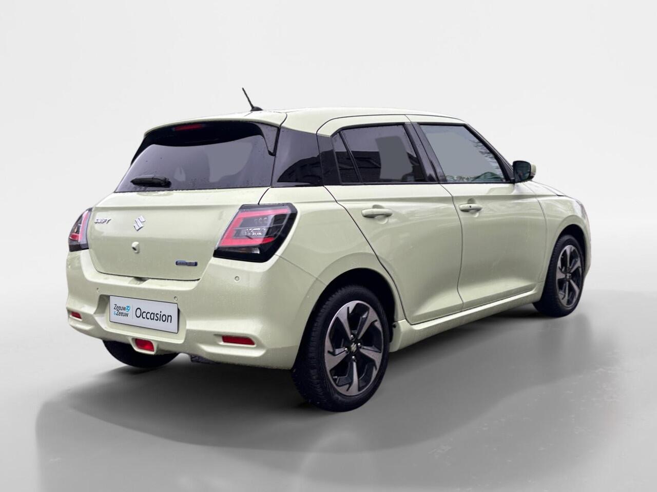 Suzuki SWIFT 1.2 Style Smart Hybrid | GARANTIE 2035 | LMV | NAVI | DRAADLOOS APPLE CARPLAY | STOELVERWARMING |