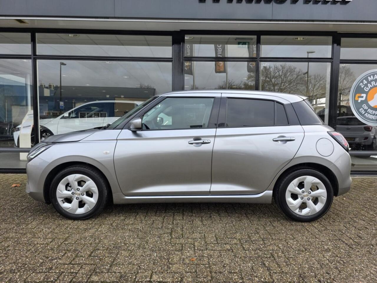 Suzuki SWIFT 1.2 SELECT SMARTHYBRIDE AUTOMAAT