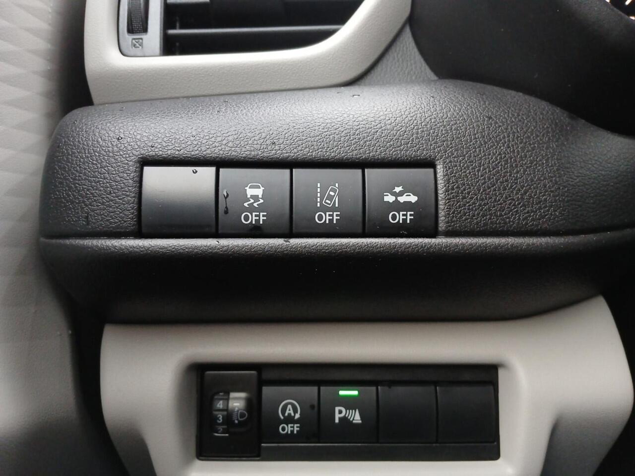 Suzuki SWIFT 1.2 Select Smart Hybrid | GARANTIE 2035 | LM Velgen | Stoelverwarming | Camera | Navigatie | DAB |